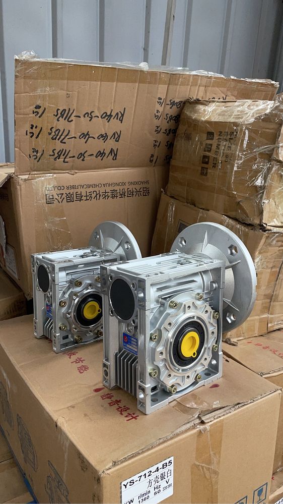 Редуктор RV NMRV червячный мыло сабын лента шнек электродвигатель квт