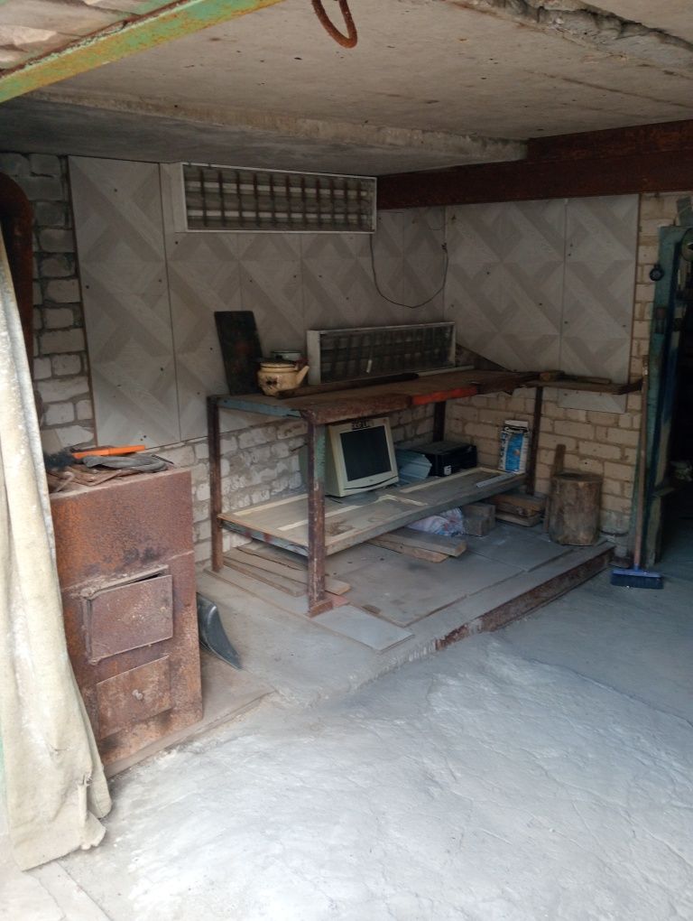 Гараж ГСК2 продам.