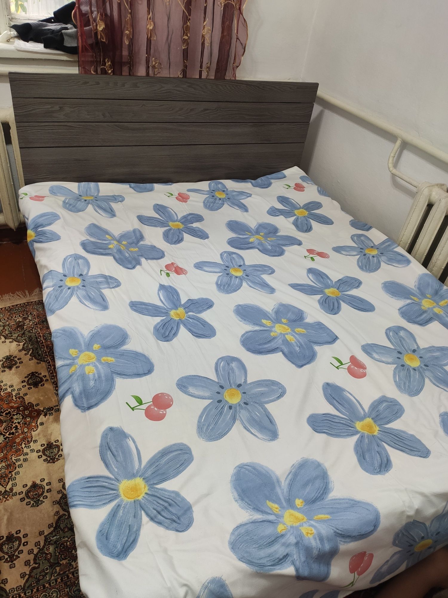 Екі кісілік төсек үлкен