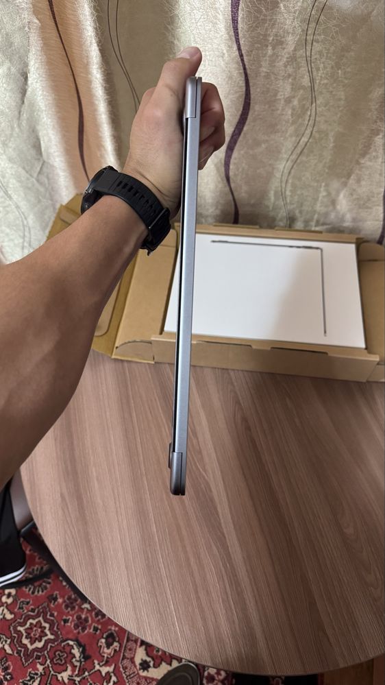 Ноутбук Apple MacBook Air 13 2022  , 256 ГБ  Сос .нового Макбук