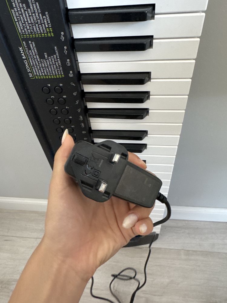 Синтезатор Casio CTK-240