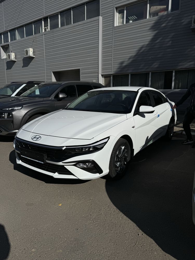 Аренда Hyundai Elantra 2024