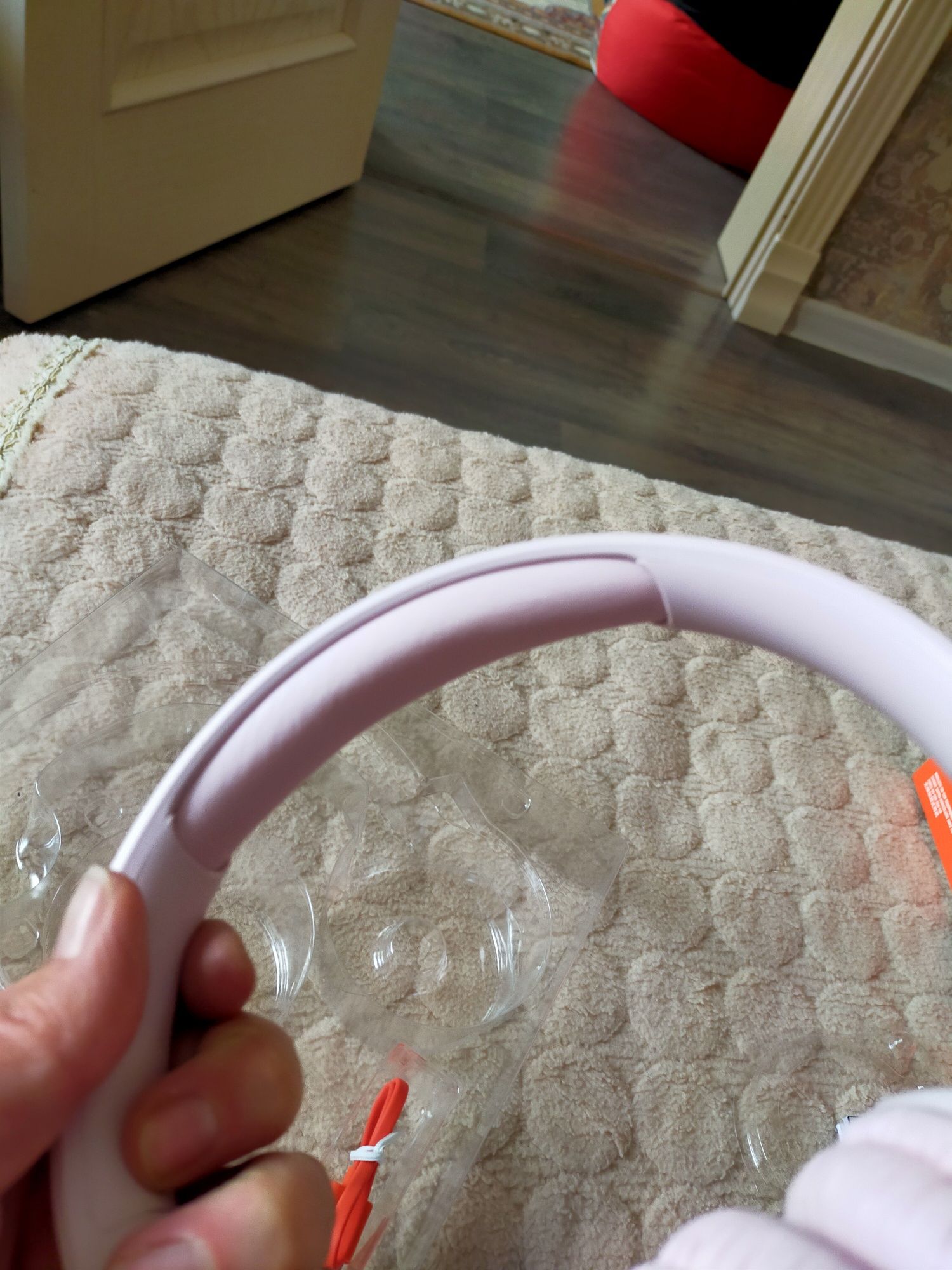 Наушники. Jbl розовый цвет