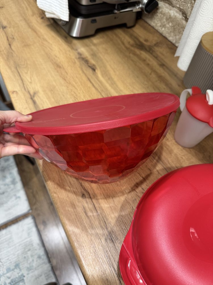 Tupperware посуды