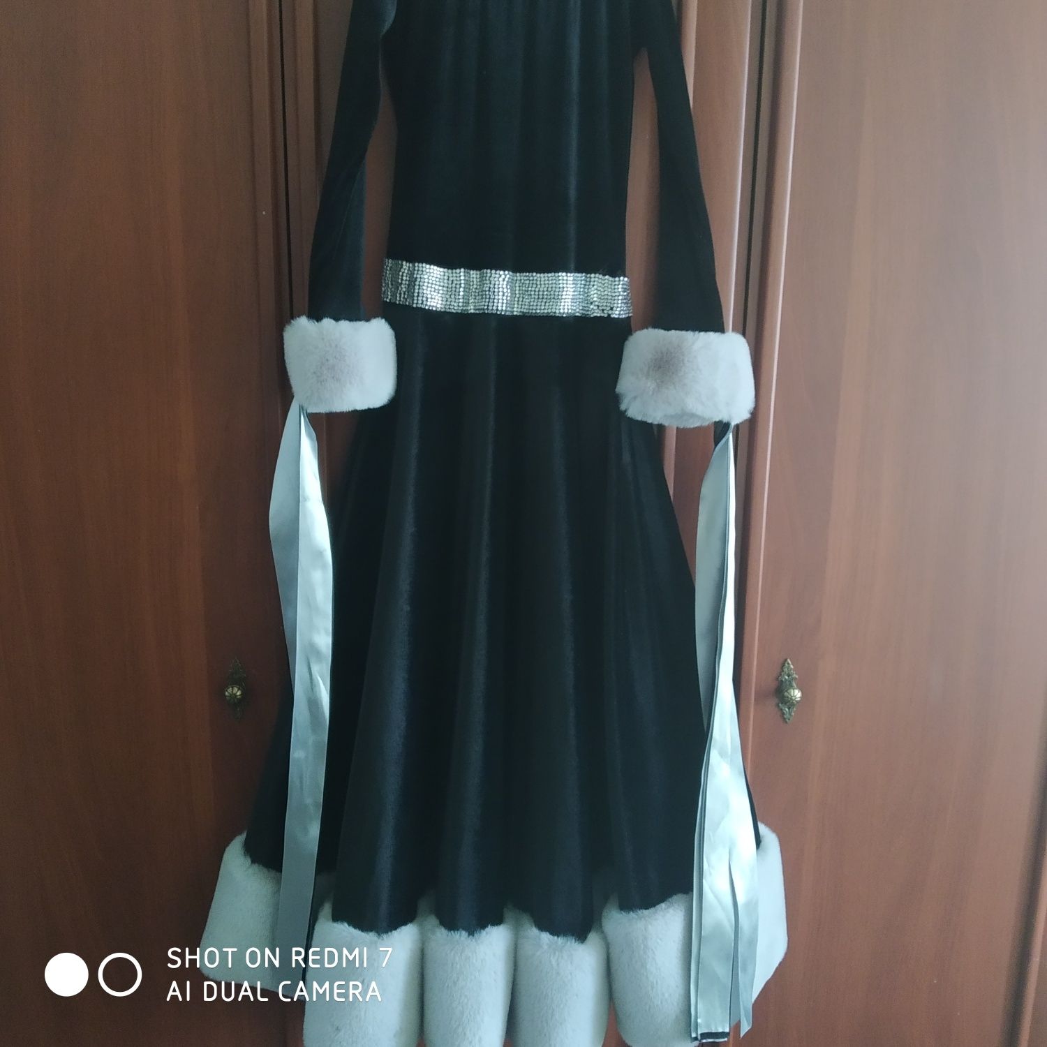 Продам платье для спортивно-бальных танцев.