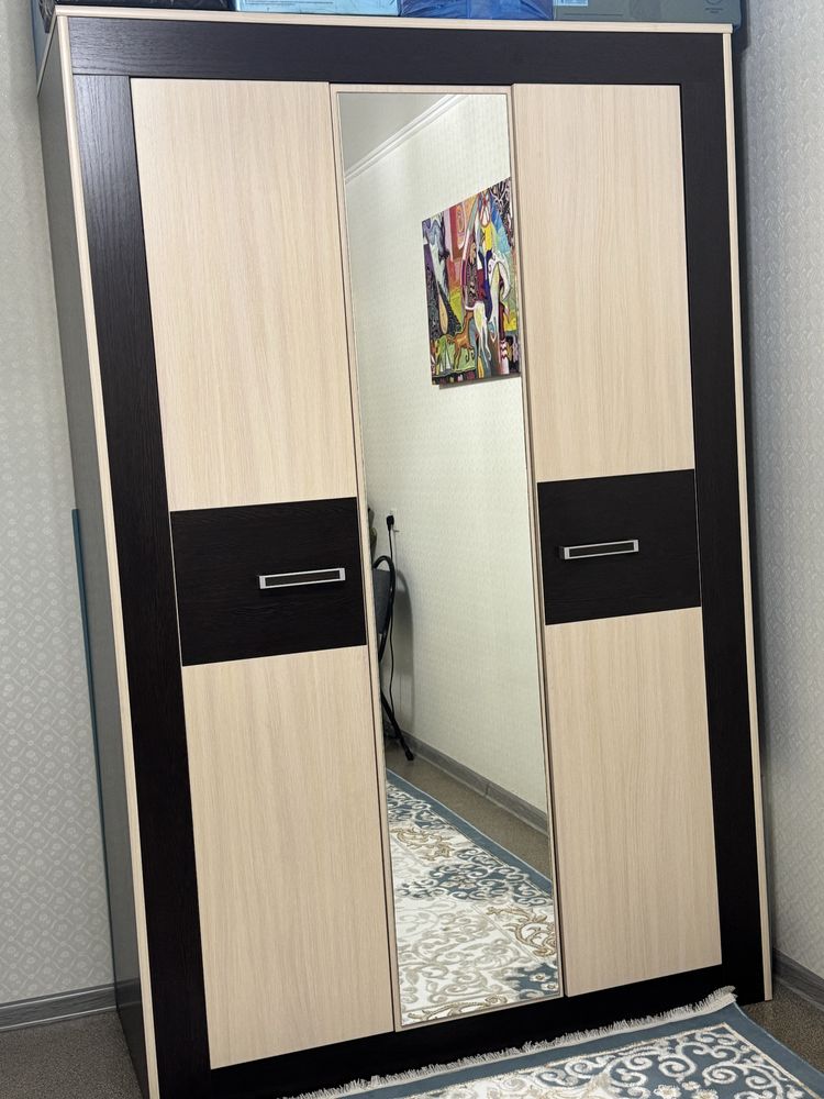 Продается шкаф для спальни