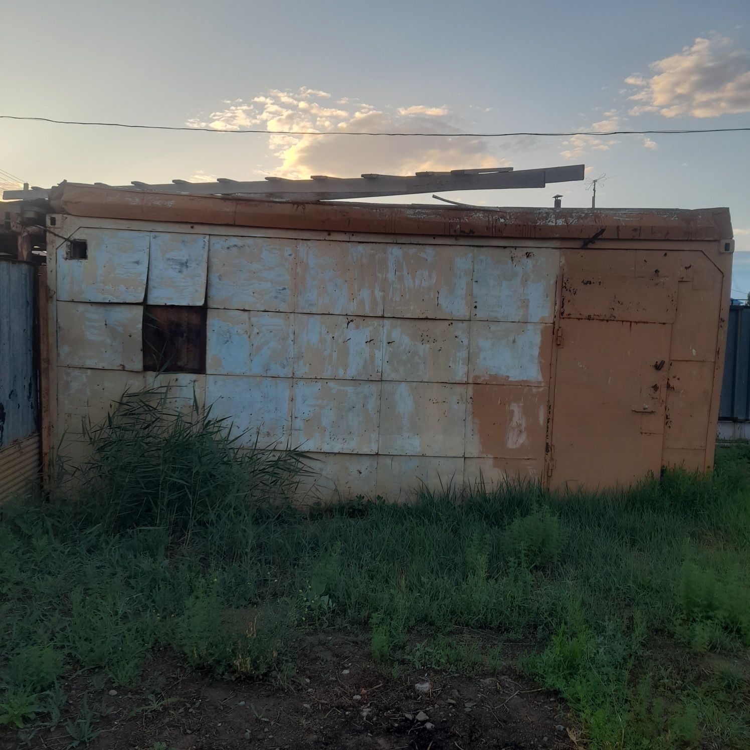 Продам Вагончик Советский