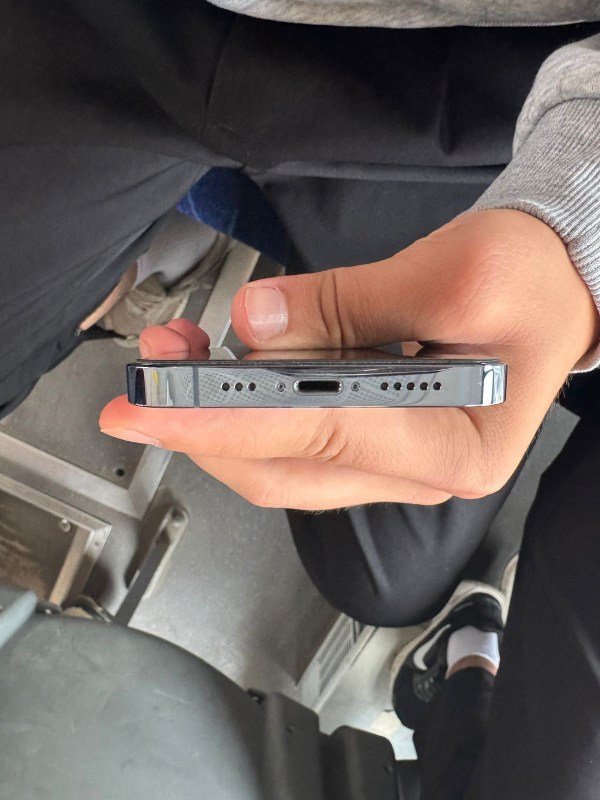 Продам Iphone 13 pro 128gb