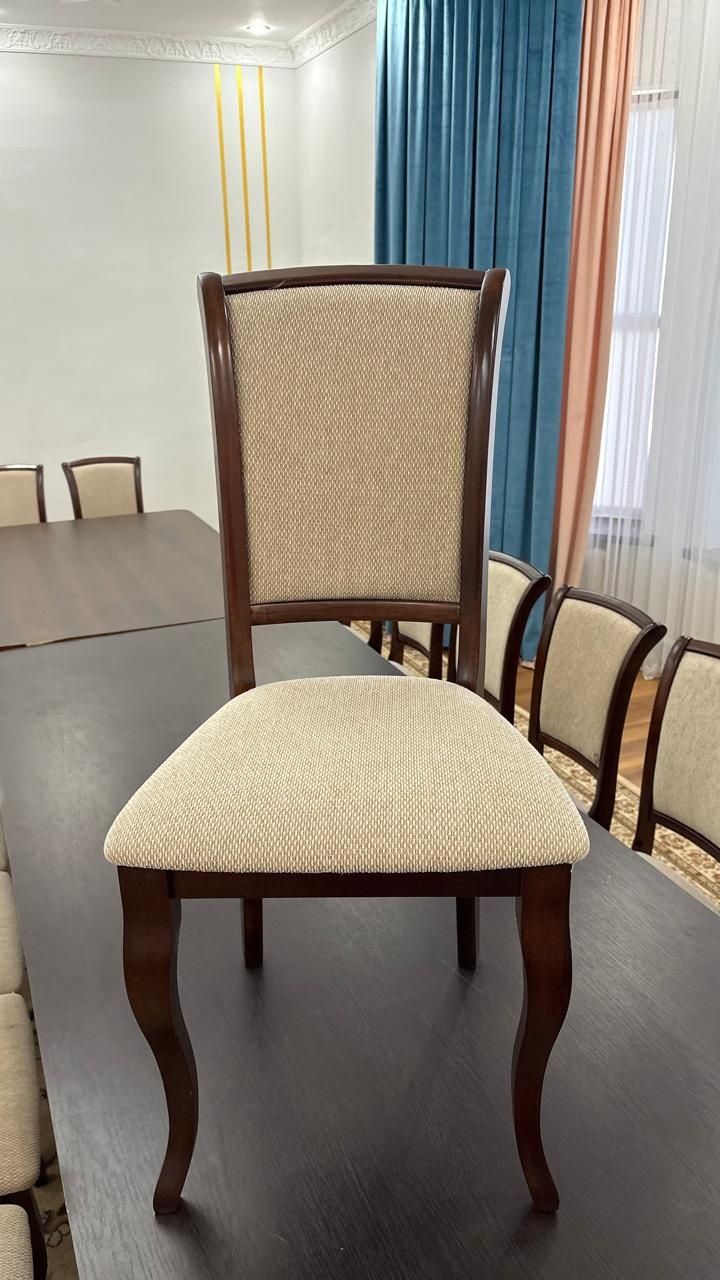 Срочно продам стулья