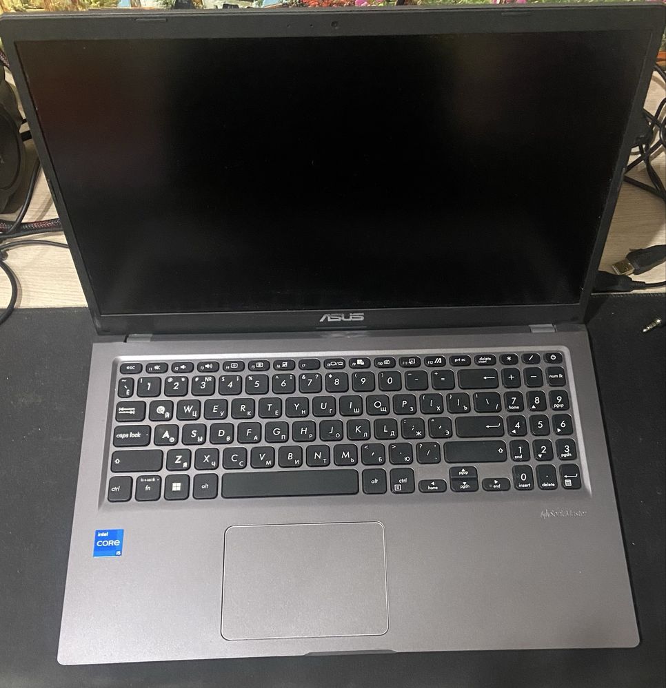 ноутбук ASUS X515EA