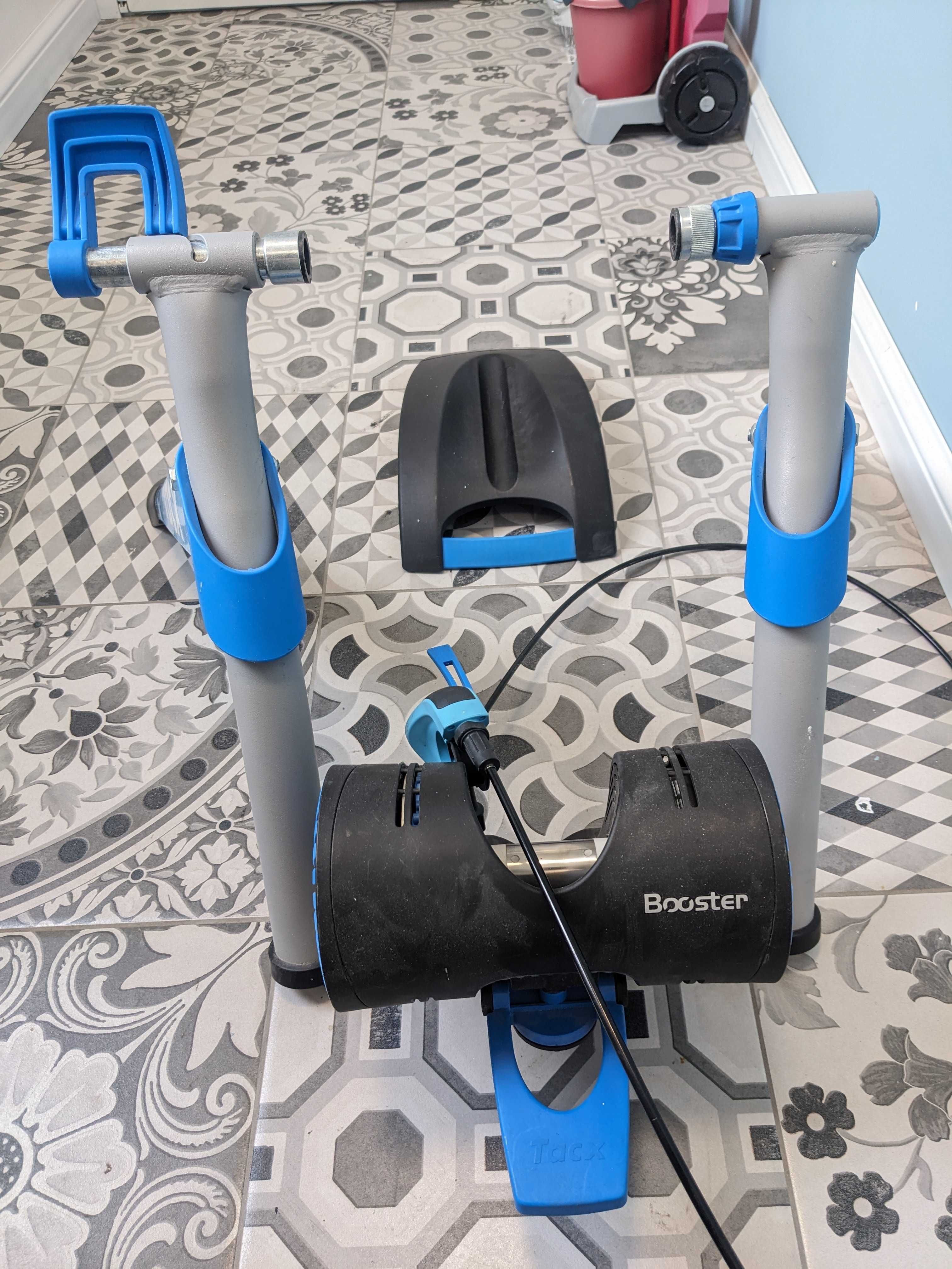 Велотренажер Tacx Booster T2500 в отличном состоянии