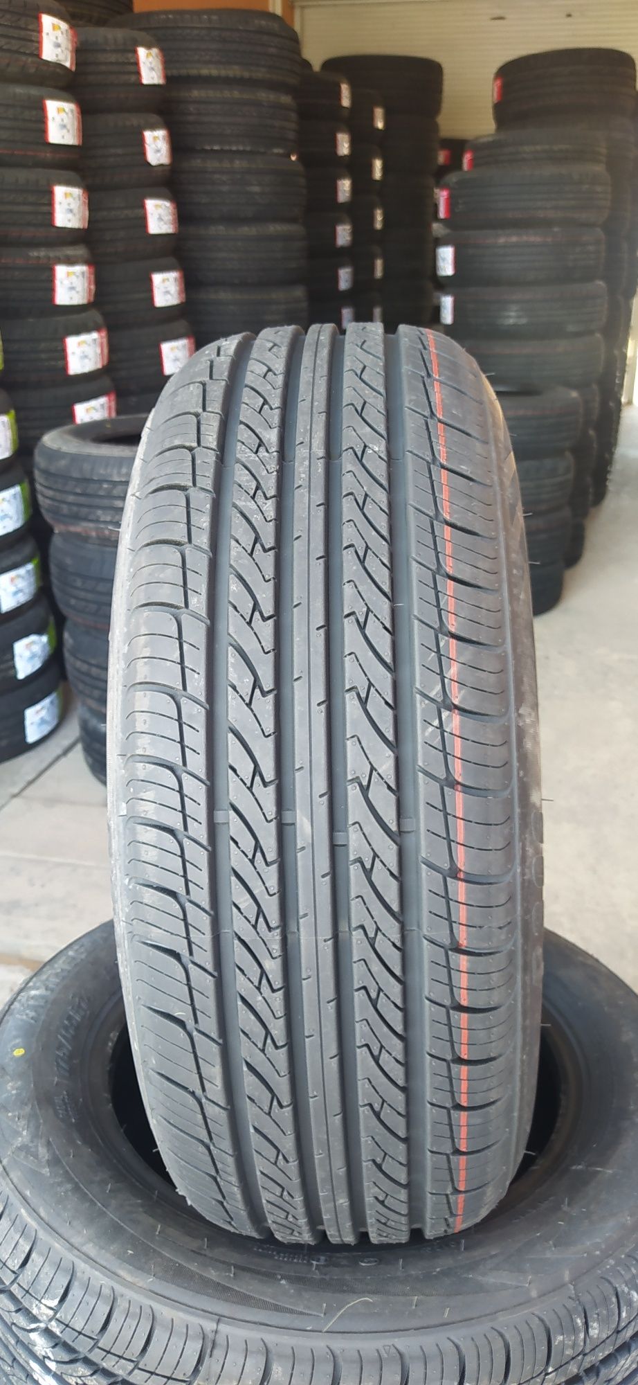 195/60R15 Three-A P306 88H
