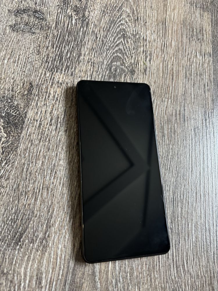 Поко X5 pro 256/8 гб + чехол