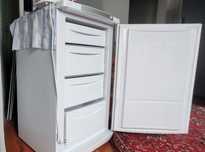 Морозилка Indesit