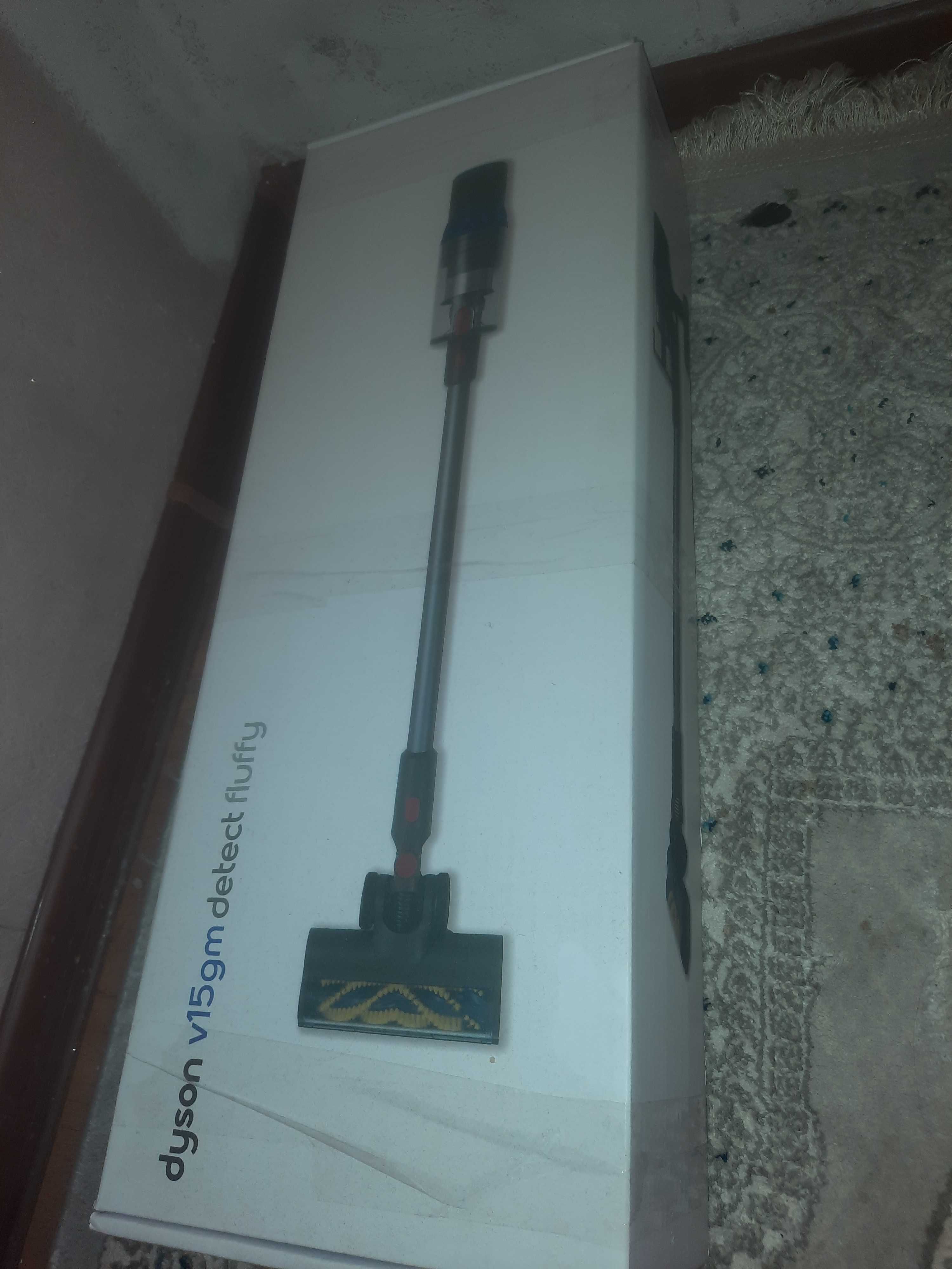 Продам пылесос dyson дайсон