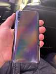 Продам Самсунг Galaxy A50. Хорошем качествам.
