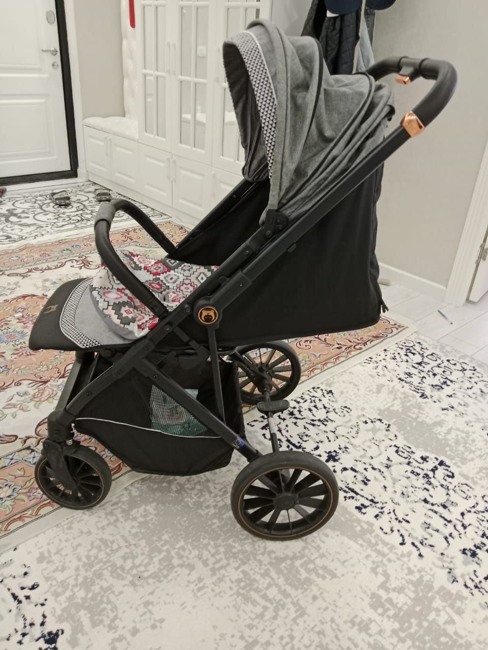 Продам коляску "Ining baby"