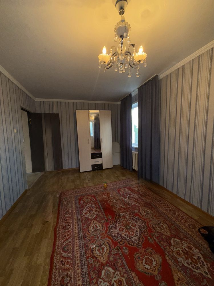 Продам квартира полутрока