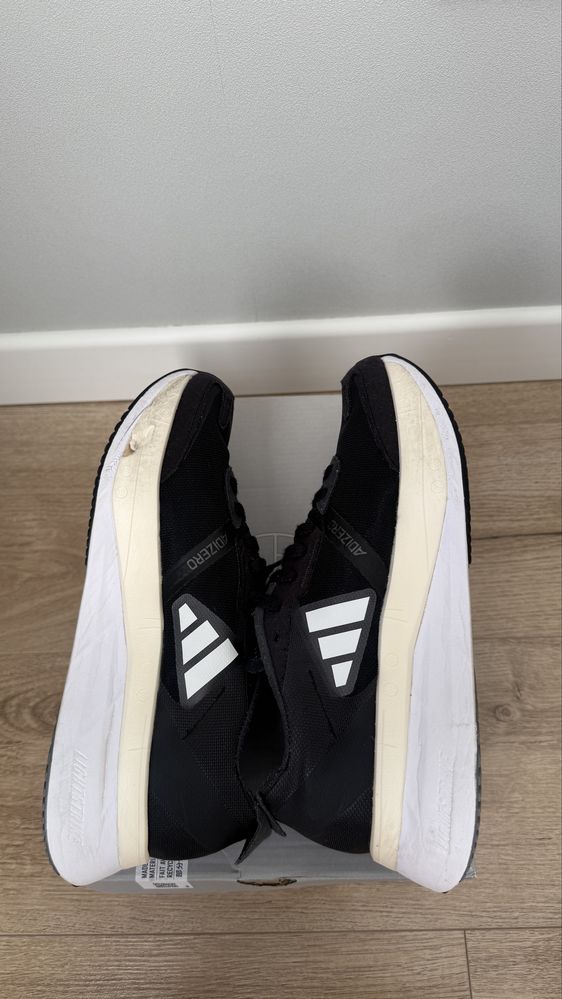 Срочно продам беговые кроссовки Adidas Adizero boston 11