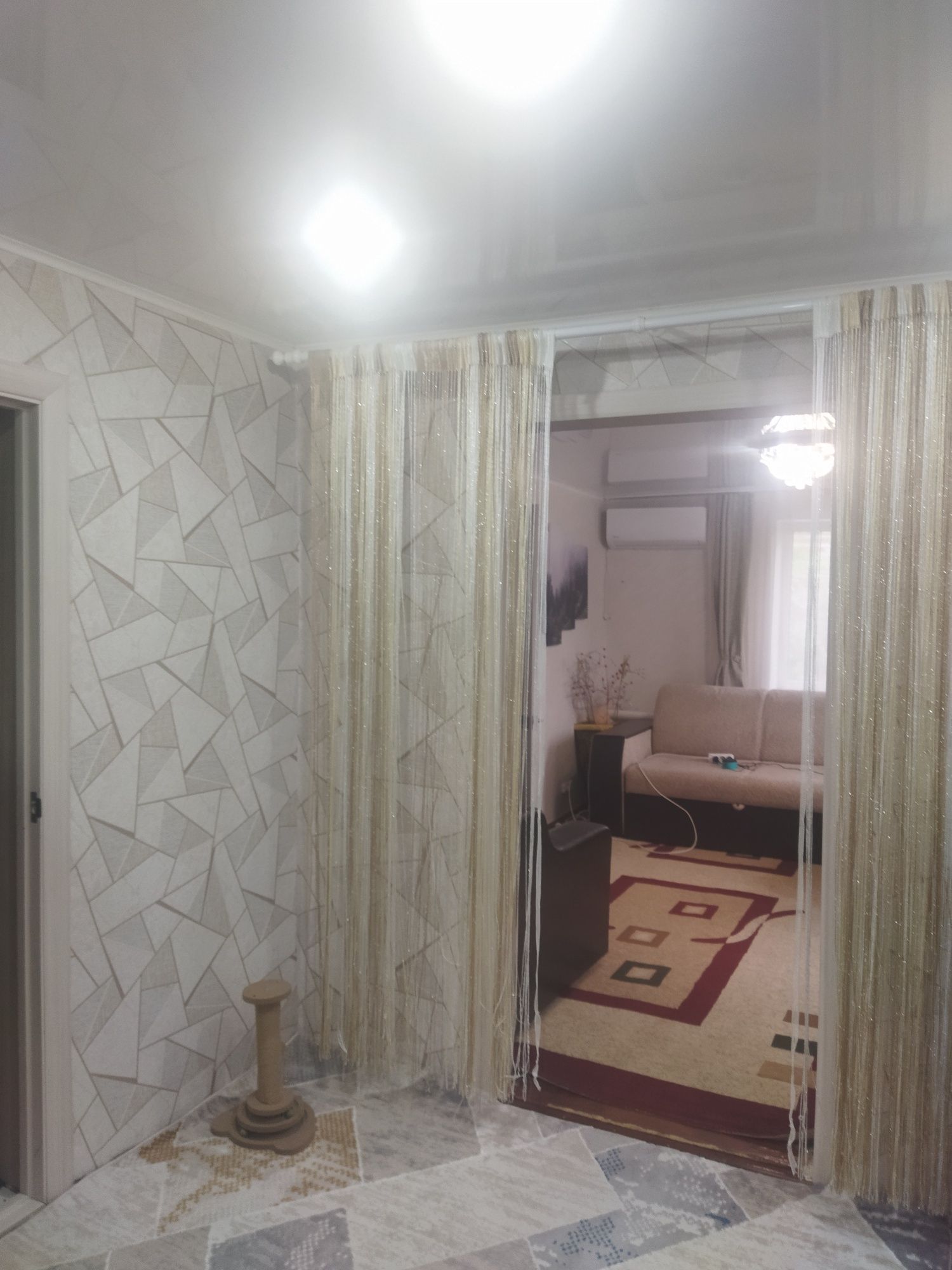 Продам дом. Большой земельный участок