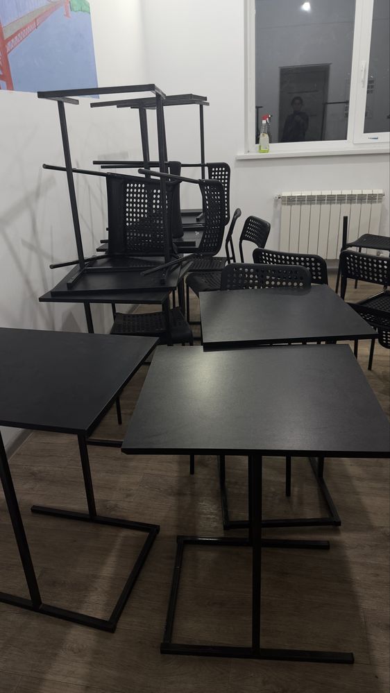 Парты и стулья в отличном состоянии Икеа