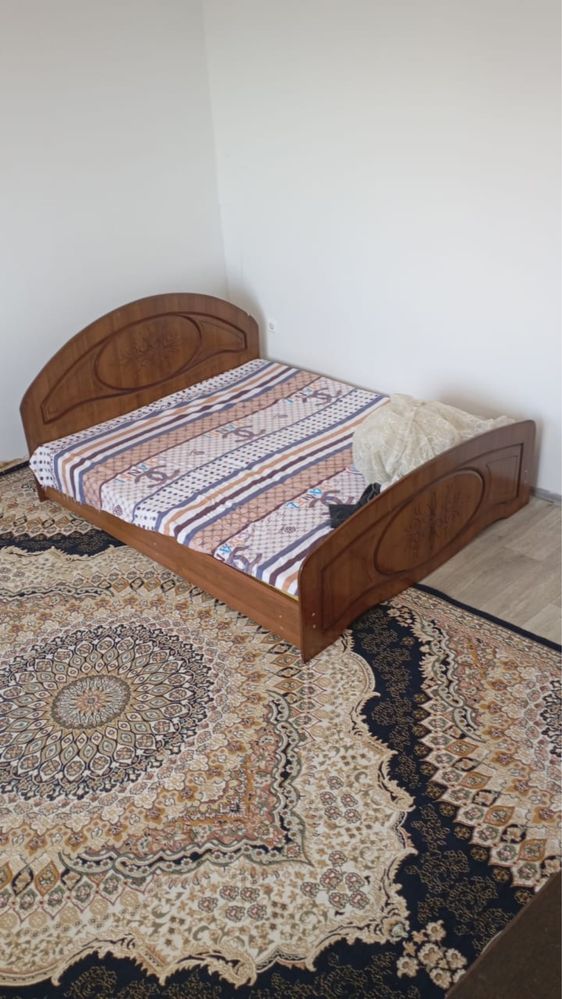 Сдается 2 комн квартира