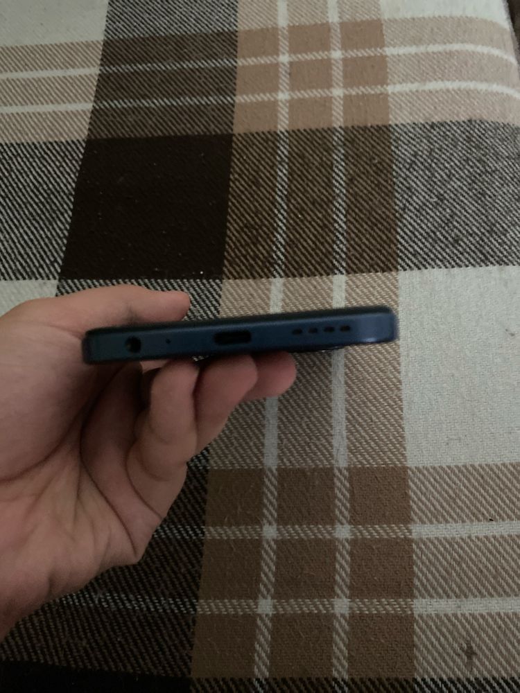 Продам срочно Vivo Y35