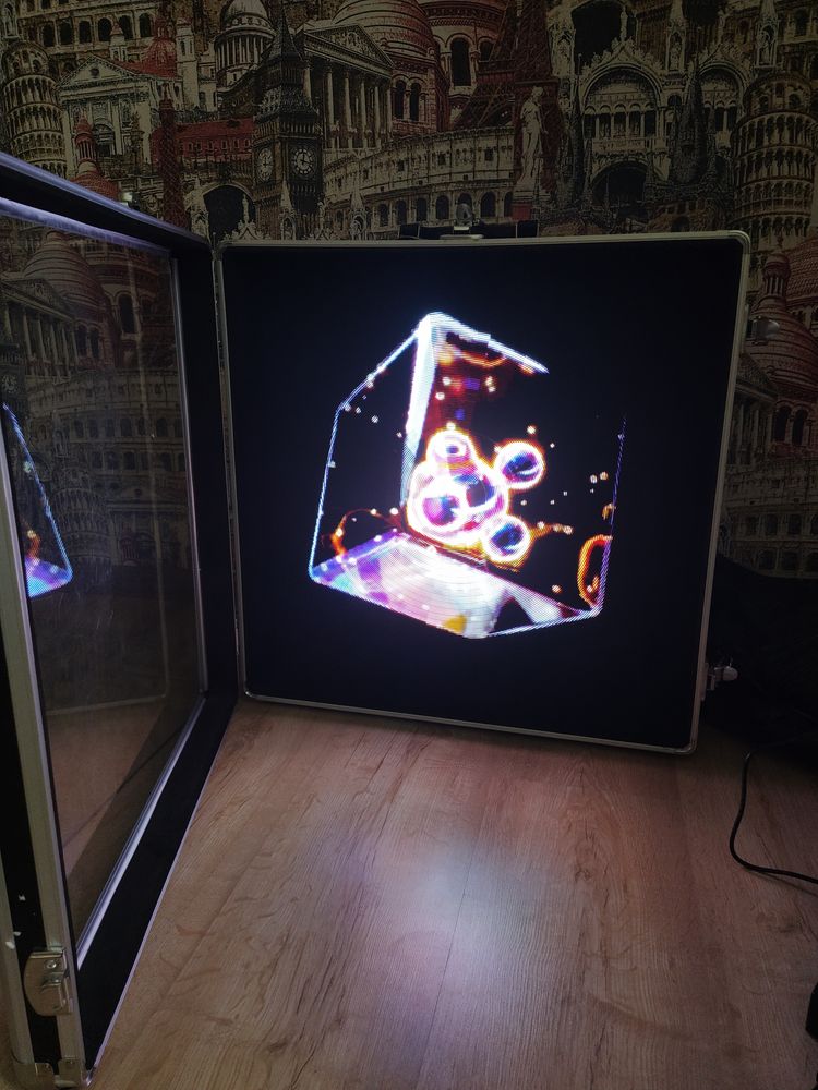 3d голограмма в удобном чемоданчике