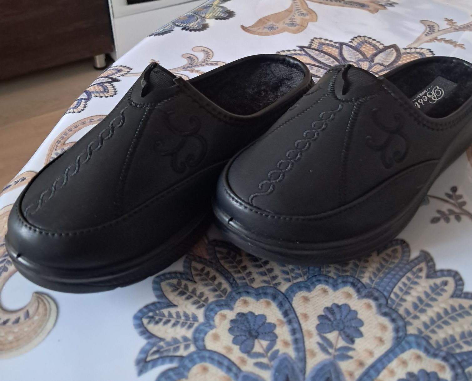 Женские обуви,дом.тапки  р.37