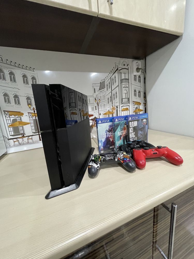 Продам playstation 4