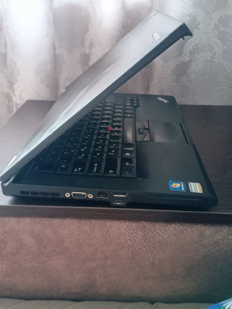 Продам ноутбук Леново thinkpad t420
