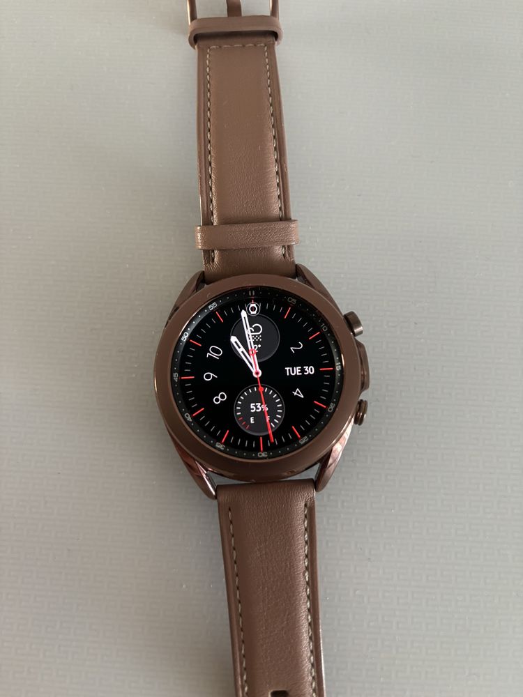 Продам смарт часы Samsung Galaxy Watch3