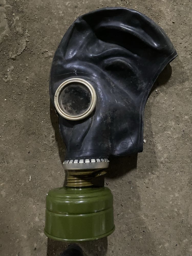 противогаз гп-5.