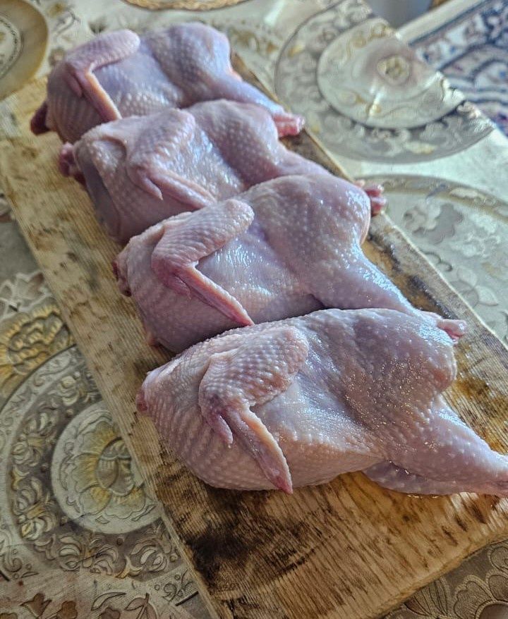Копчёные перепела, охлажденное мясо перепелов.