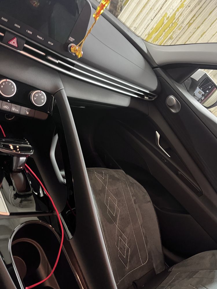 Продажа машины HYUNDAI ELANTRA