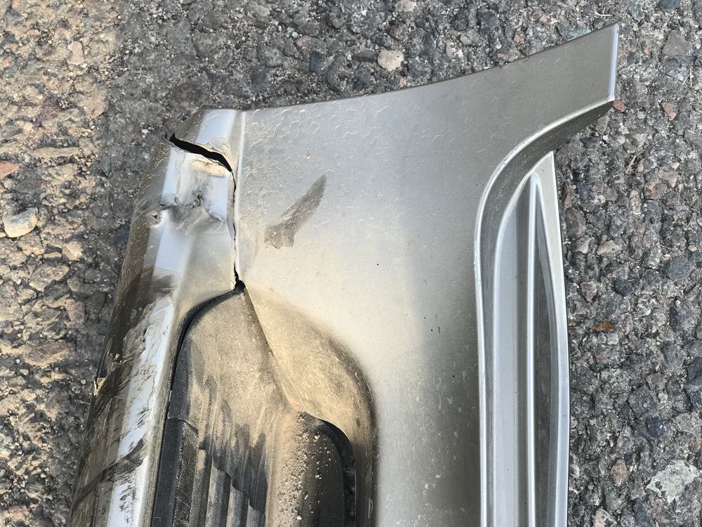 Подножка Lexus 570