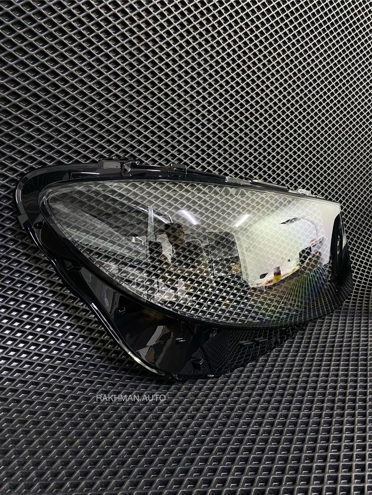 Стекла Фары Mercedes benz W213 / Мерседес