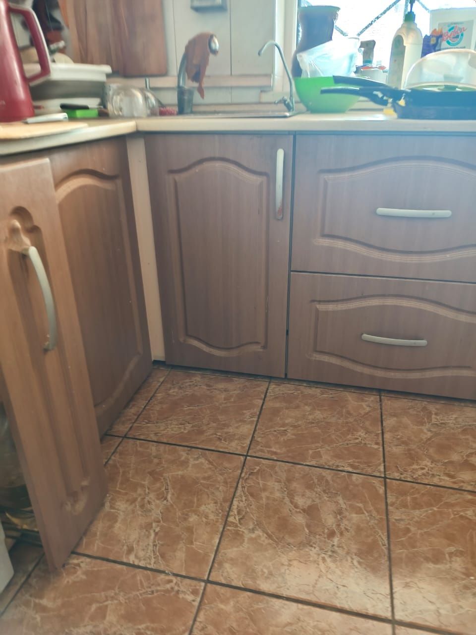 Продам кухонную стенку б/у