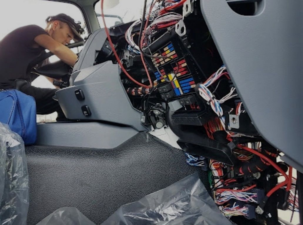 АвтоЭлектрик по грузовым 24v на выезд 24/7