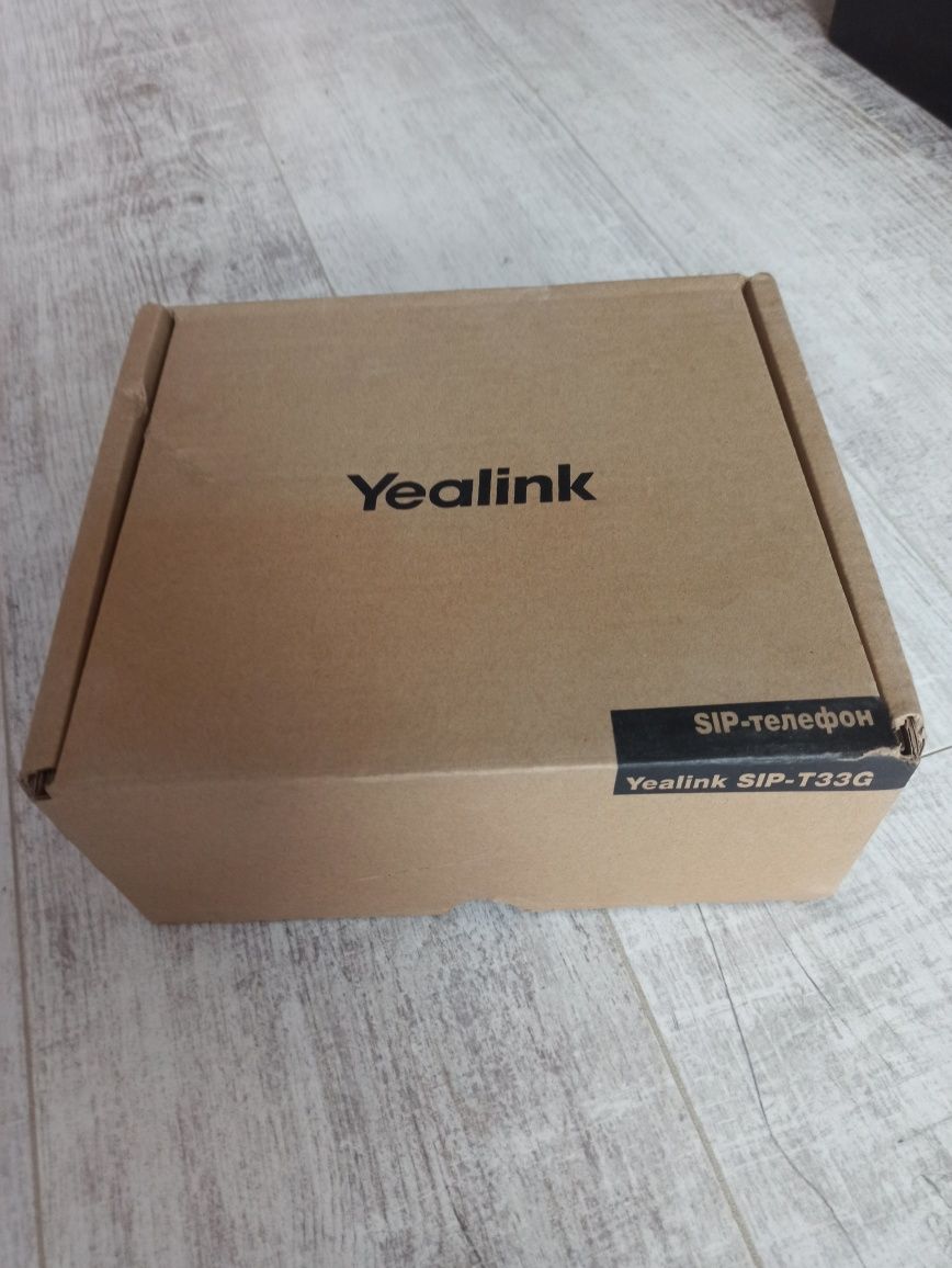 Продам IP телефон Yealink T33G