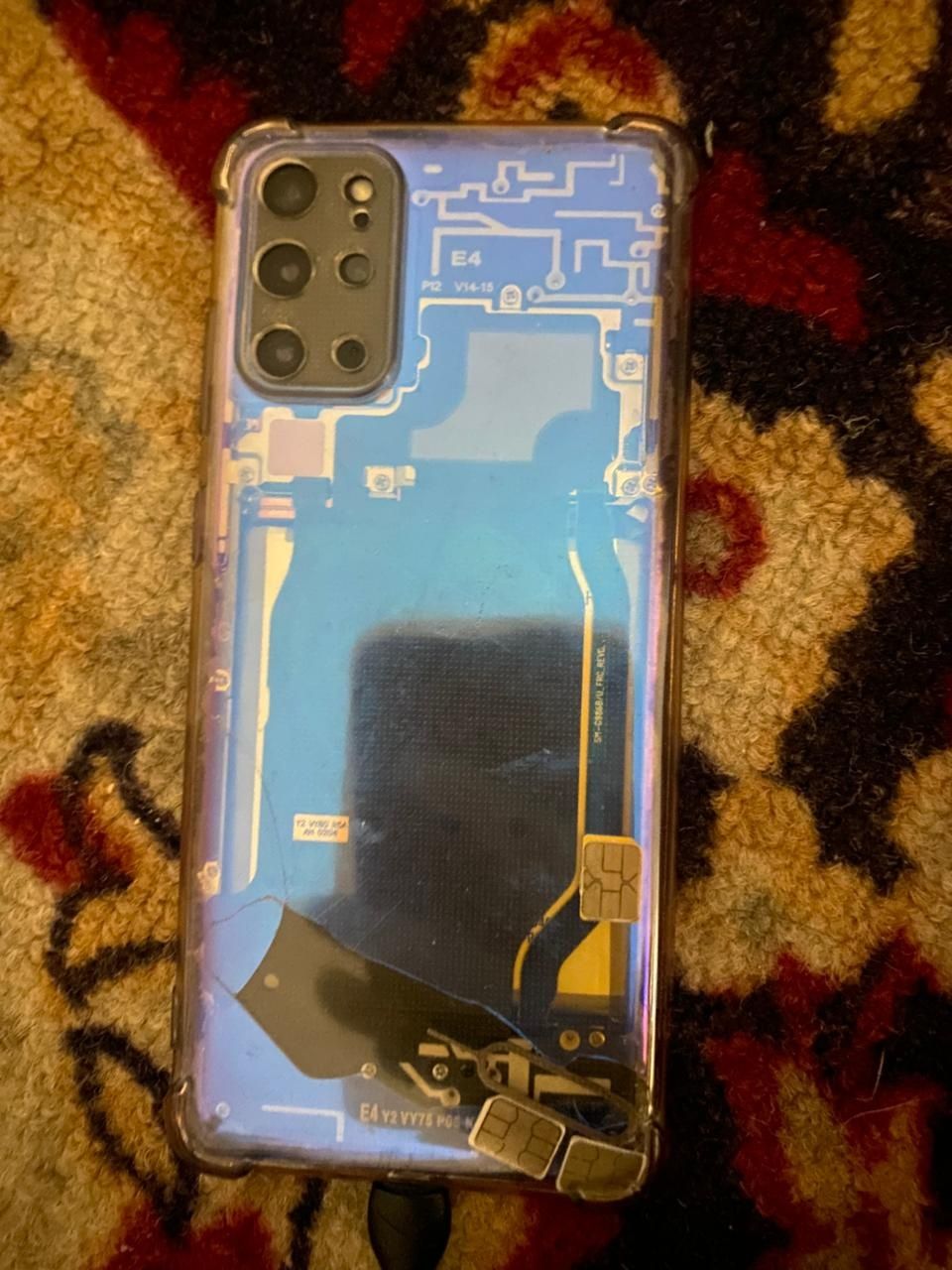 Продам Samsung galaxy s20plus