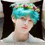 подушка BTS  V размер 40*40