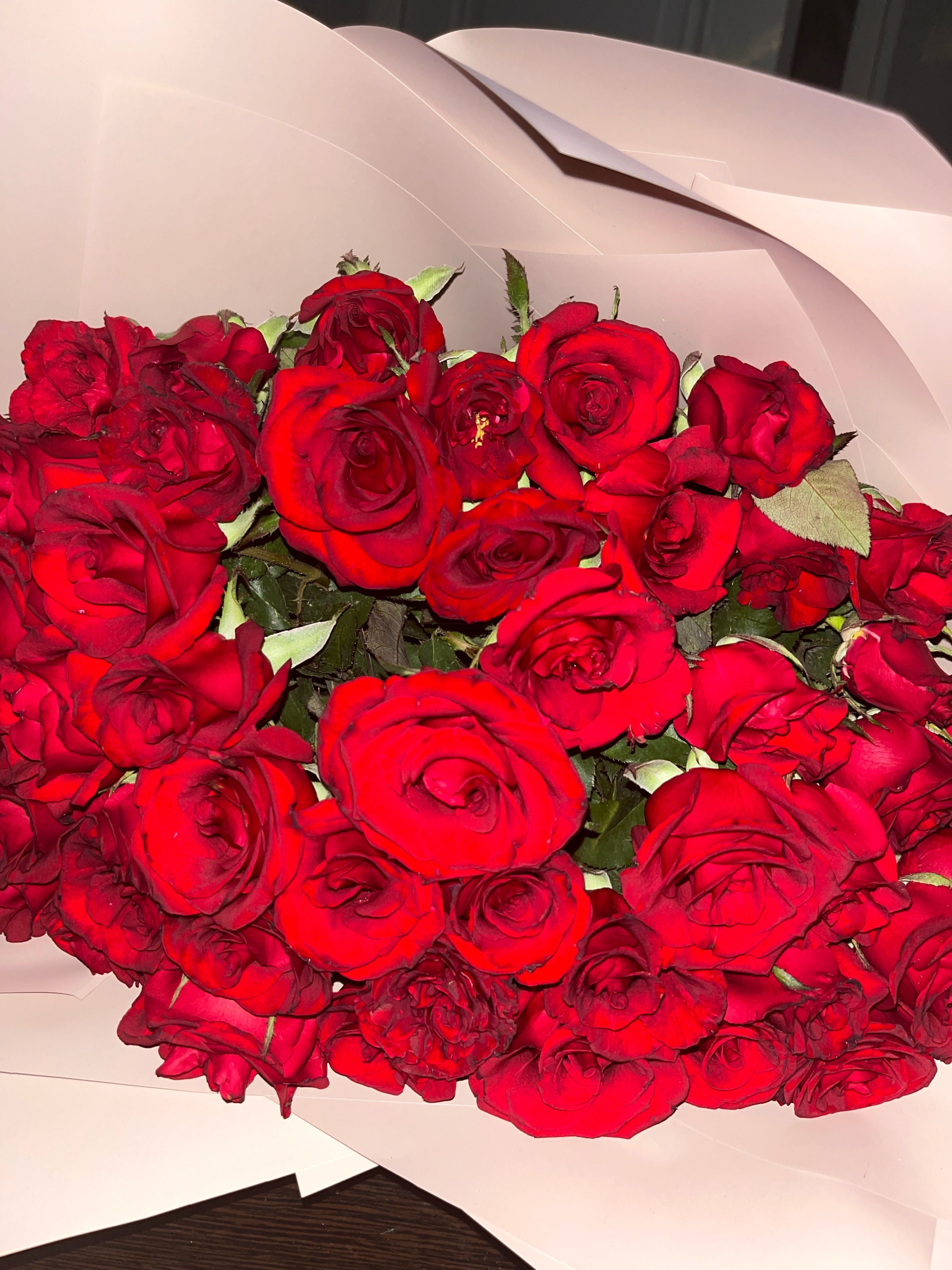 Метровые розы 25+ штук