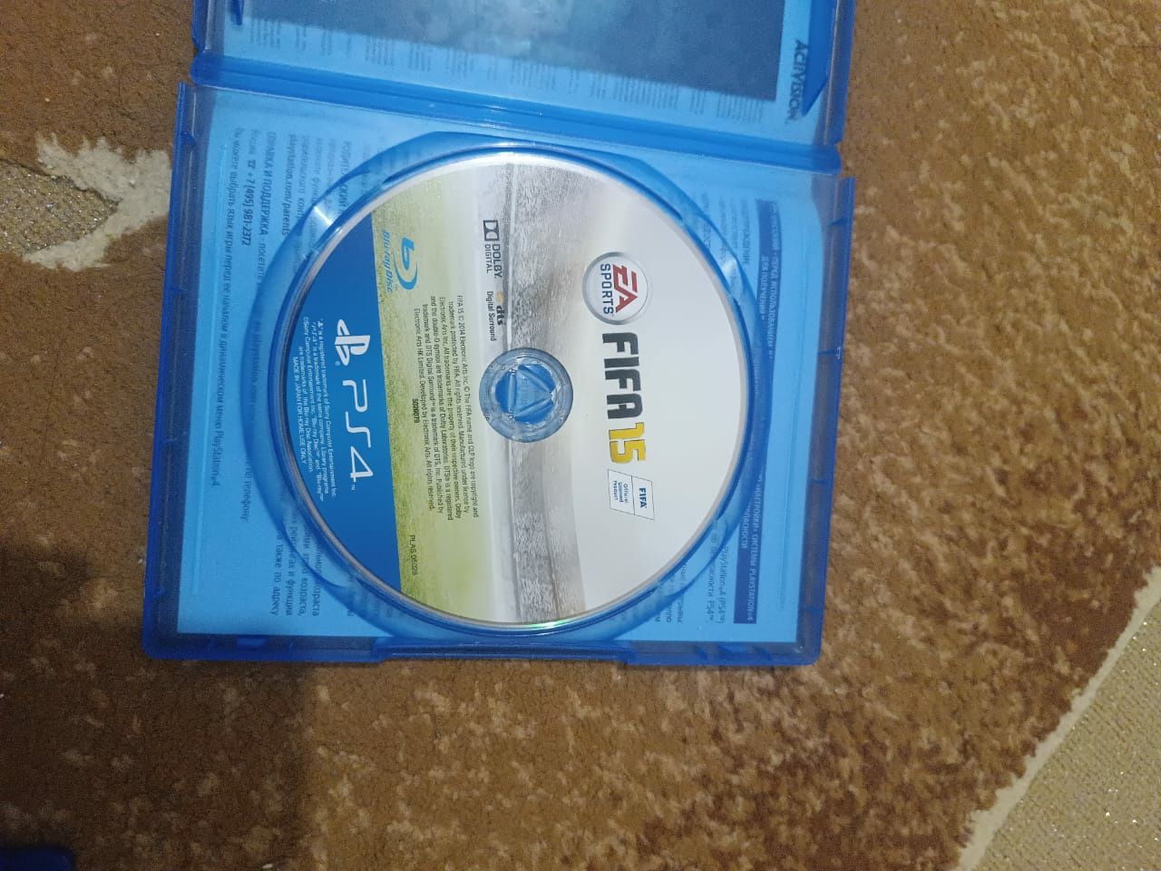 Продам ps4 на 500гб с играми и 2 джойстика