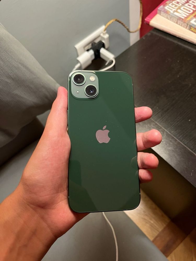 iphone 13 с документами и коробкой