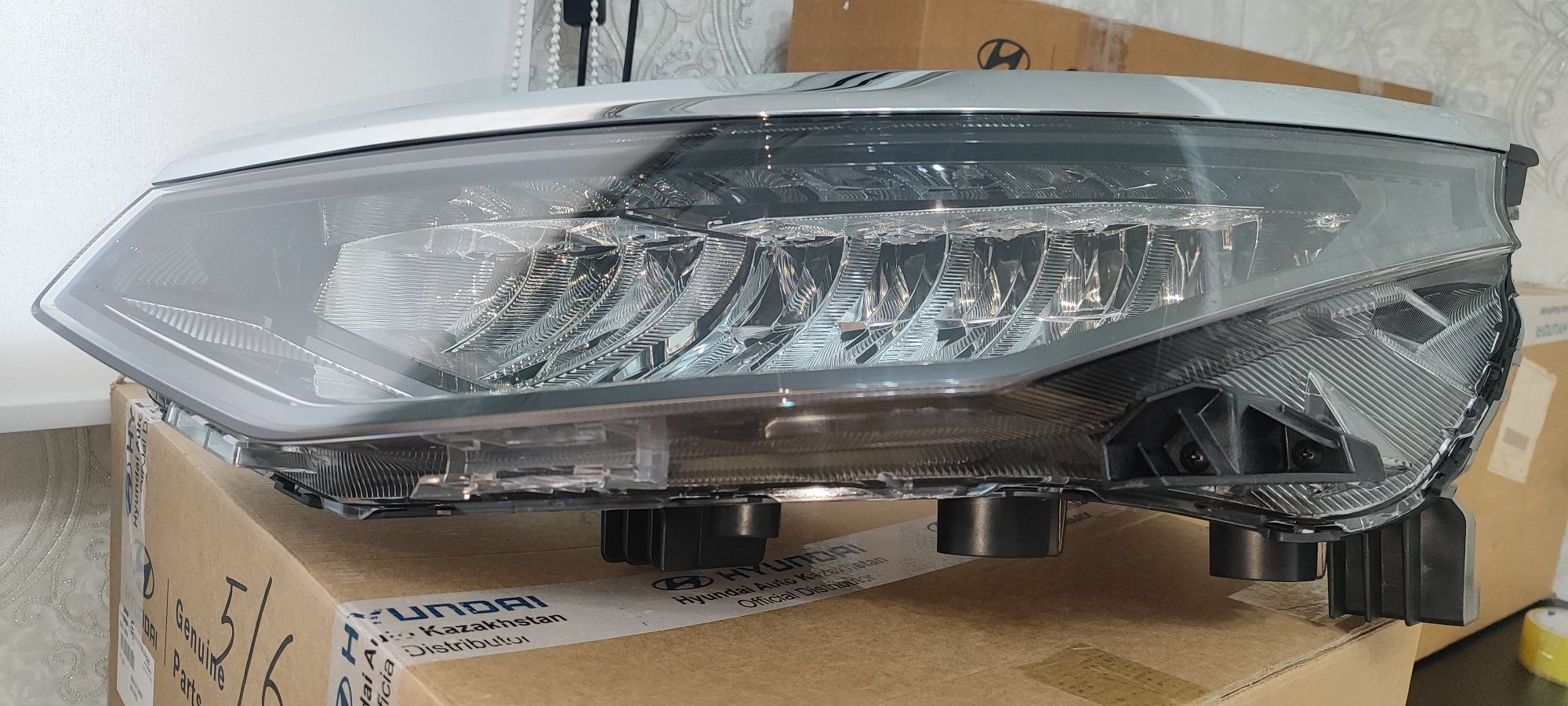 Фар Оригинал Hyundai Custin