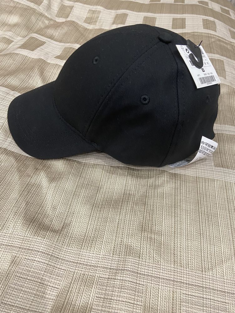 Новая Бейсболка от Zara