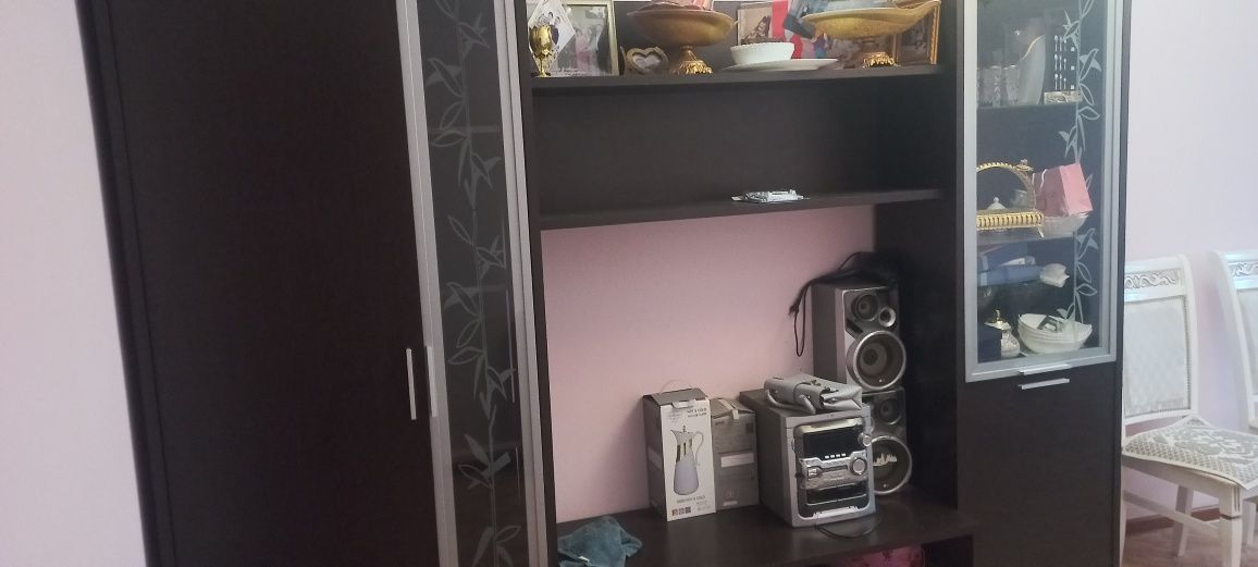 Шкаф продам  коричневый