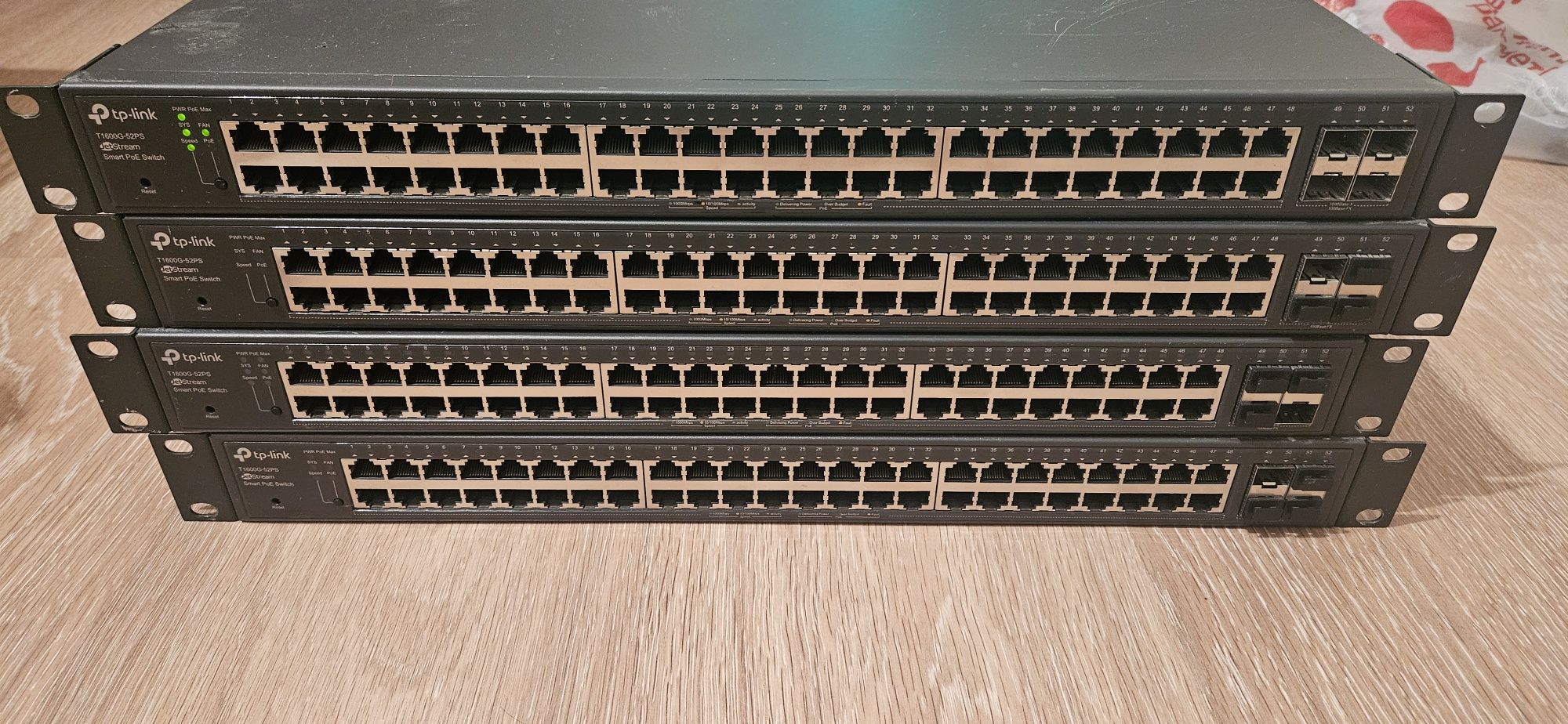 Коммутатор TP-Link T1600G-52PS — 48×Gigabit PoE+, 4×SFP, L2+, 4шт.