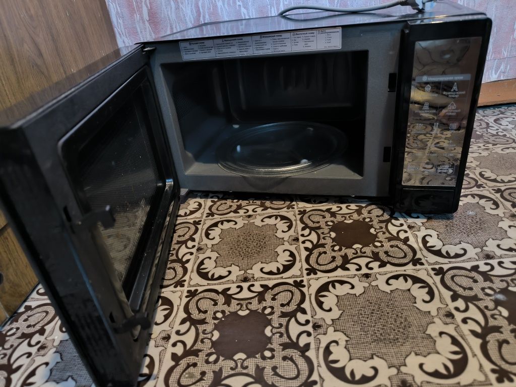 Микроволновая печь